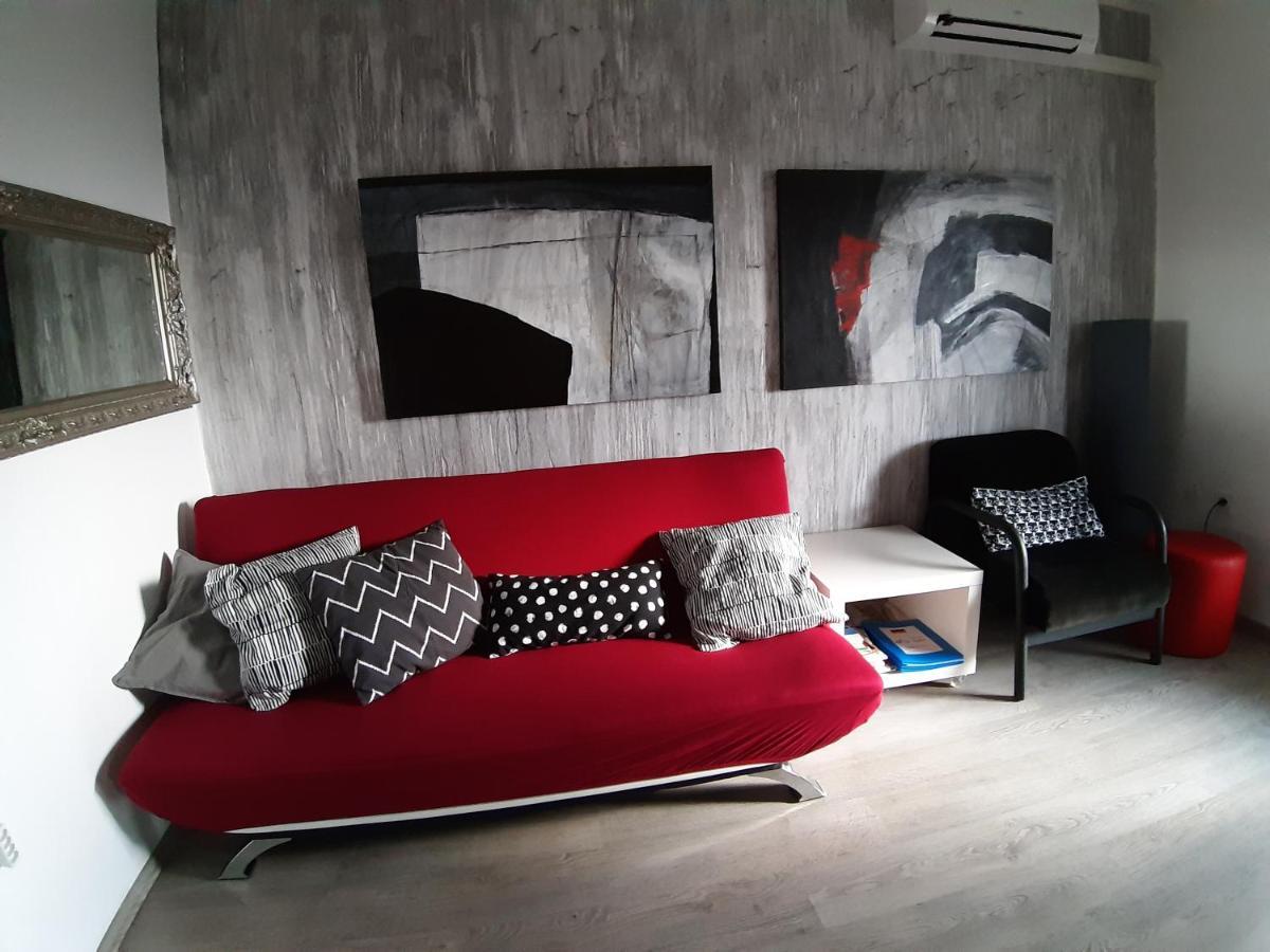 Apartment Tina Istra Buje Buitenkant foto